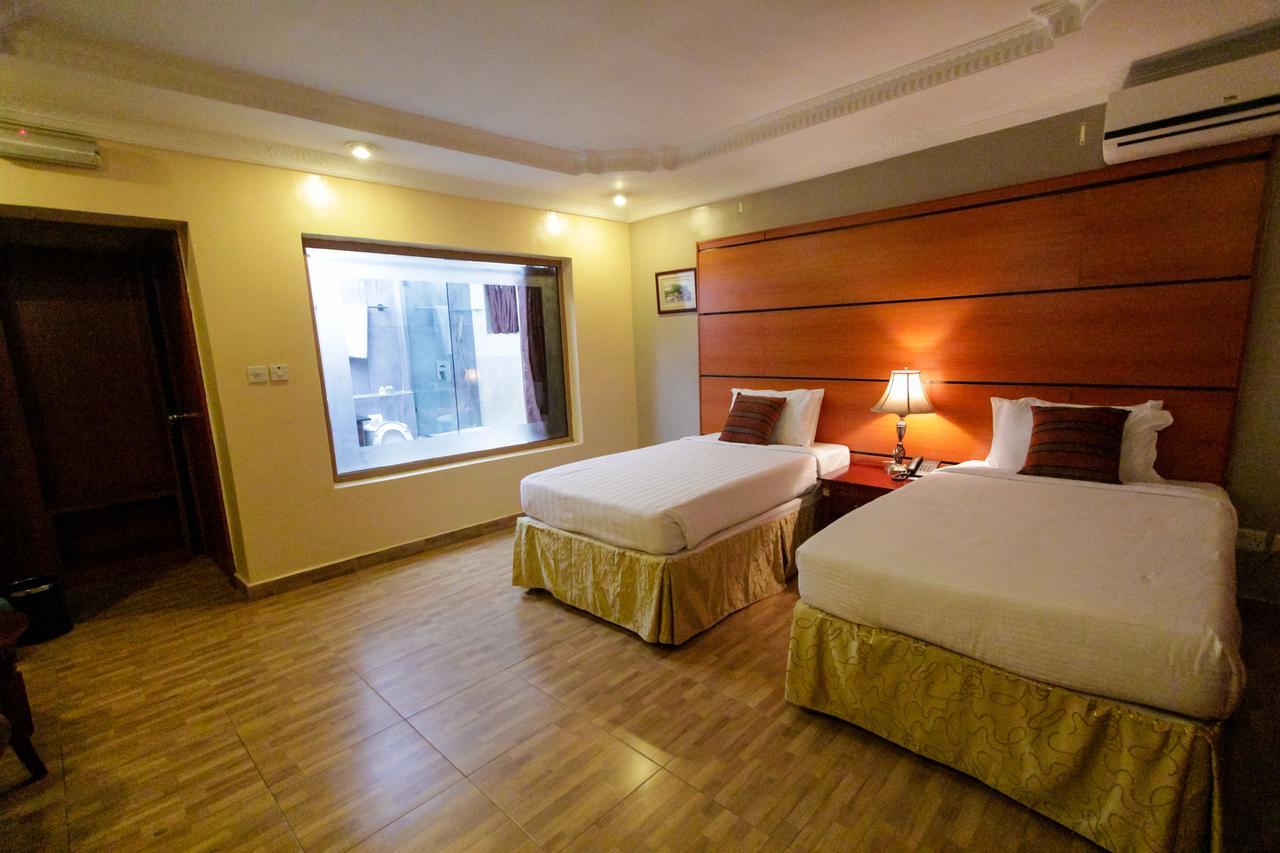 Sunfit - Fitness, Spa, Accommodation Aliayabiagba Exterior foto